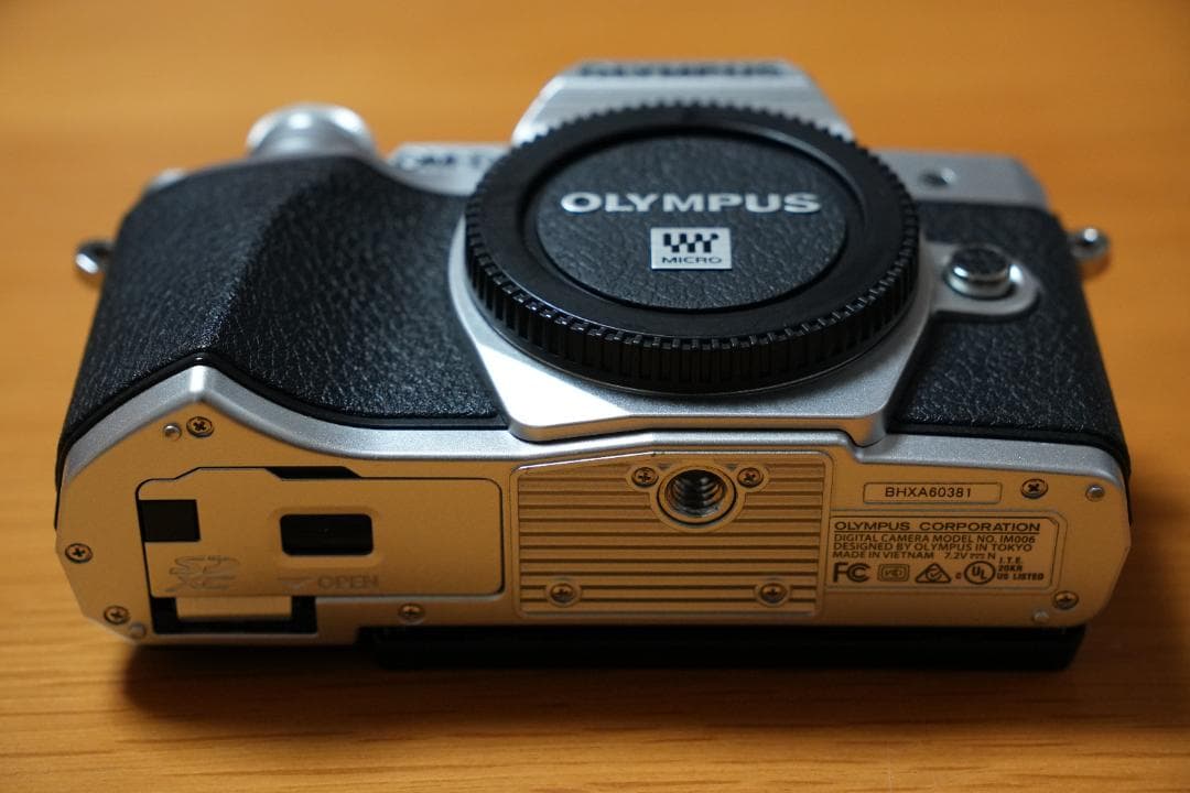 OLYMPUS E-M10 Mark III ダブルズームキット＋周辺アイテム