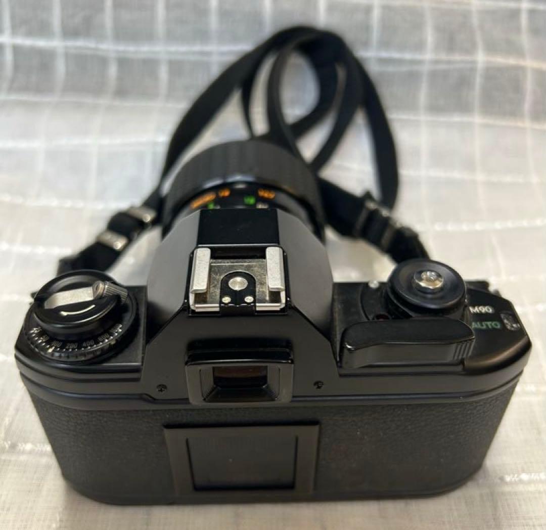 超遠望レンズ‼️ Nikonの一眼レフカメラ　Sigmaレンズフラッシュバッテリー