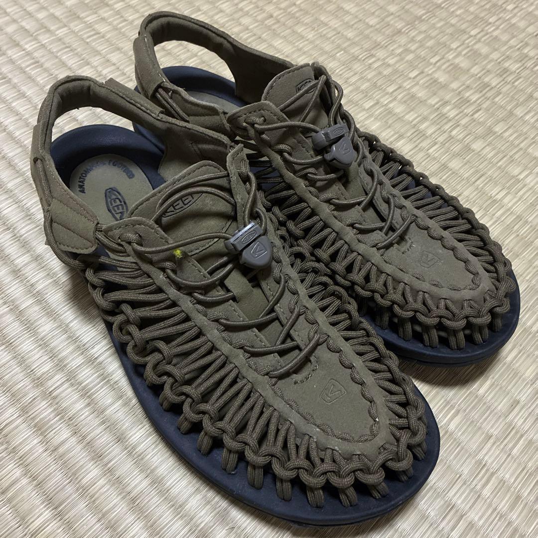 KEEN オリーブ色 スポーツサンダル