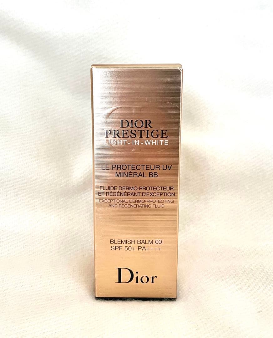 新品♪ Dior プレステージ ホワイト ルプロテクター UVミネラルBB 00