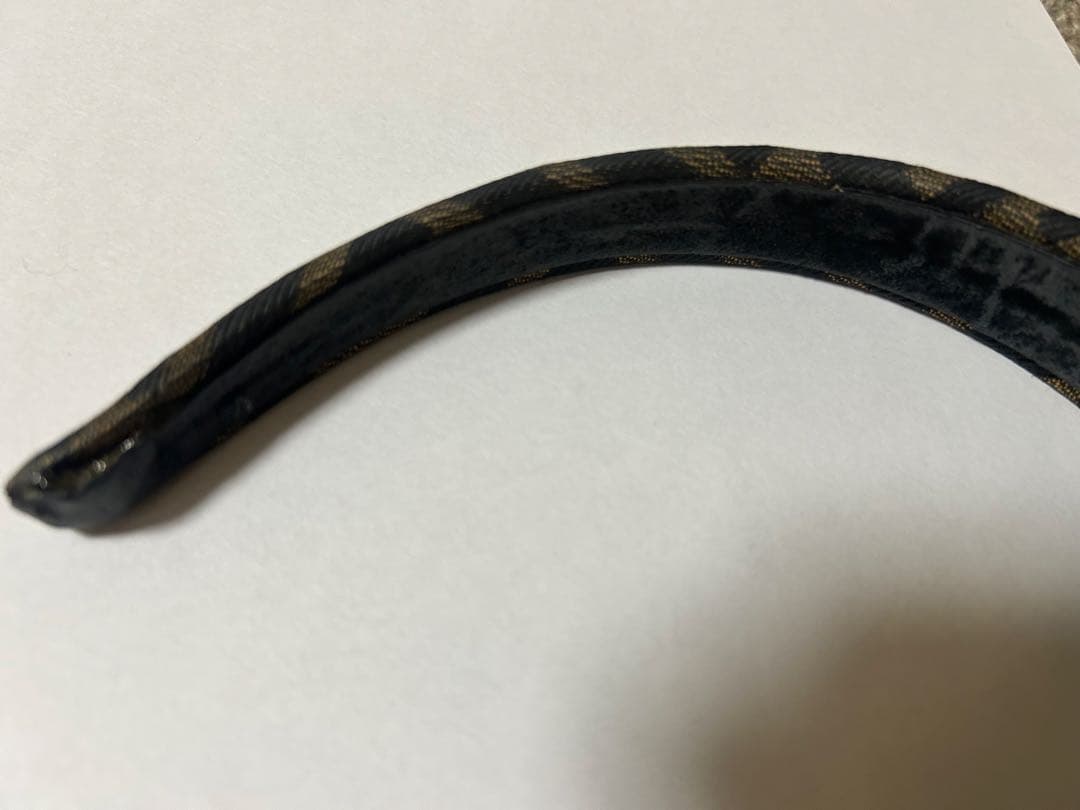 FENDI フェンディ　カチューシャ　ヘアバンド　正規品　ズッカ柄　FFロゴ