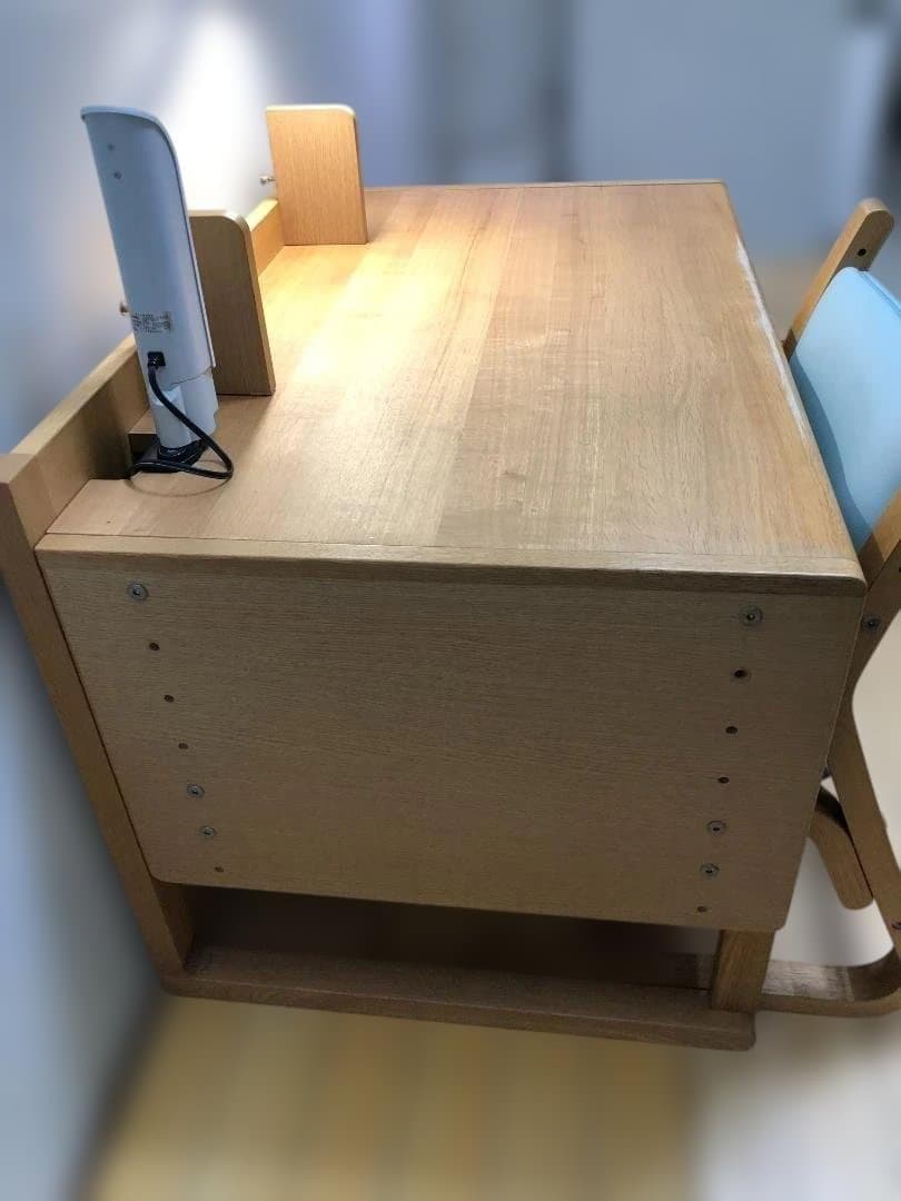 ピノ子(ᵔᴥᵔ)　③　椅子　送料無料 ベネッセ カリモク 51102