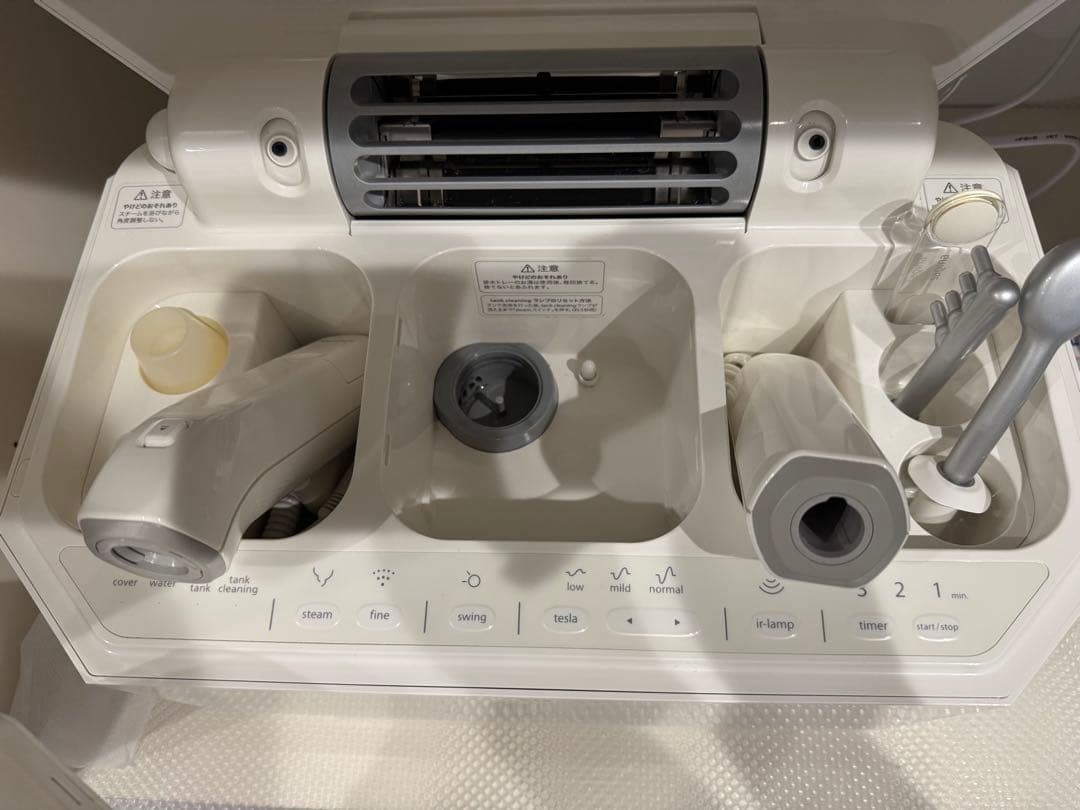 サキナ　ルルシェ　saqina 美顔器 本体