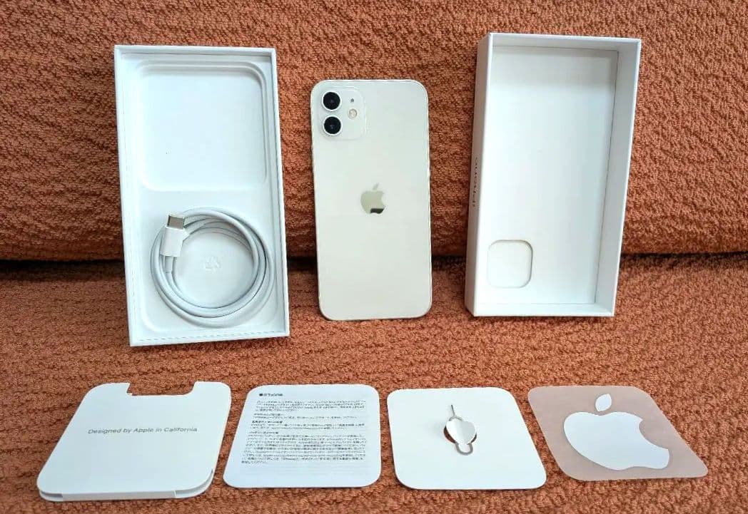 FAJR【美品】iPhone 12 ホワイト 本体64GB 箱ケーブル付