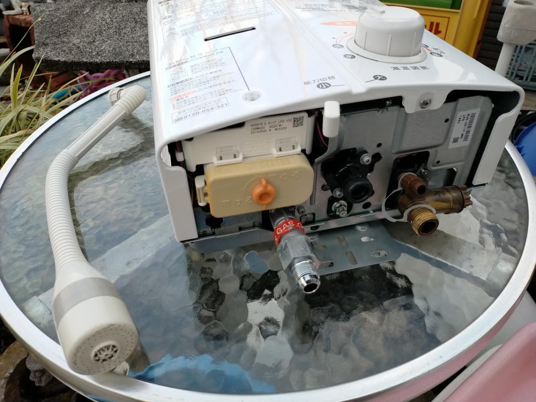 極美品★湯沸かし器 給湯器 RUS-V51YT LPガス リンナイ