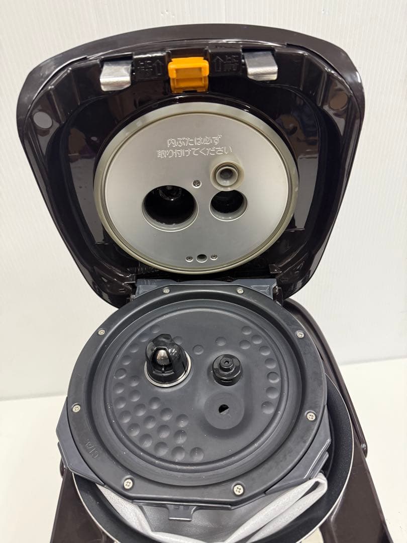 ZOJIRUSHI NP-ZH10圧力IHジャー炊飯器　2022年製