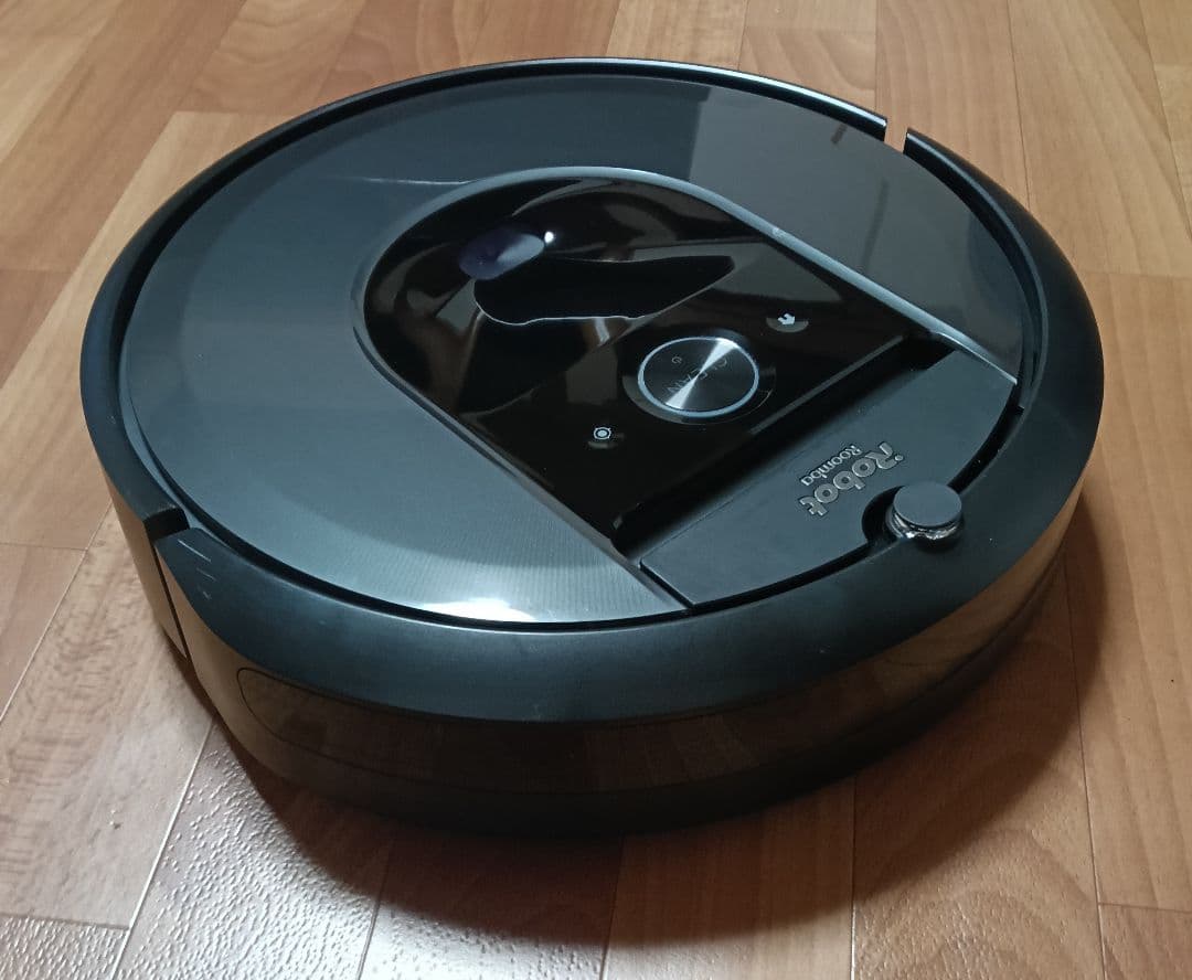 ルンバiRobotルンバi7+合計使用時間70時間未満　美品