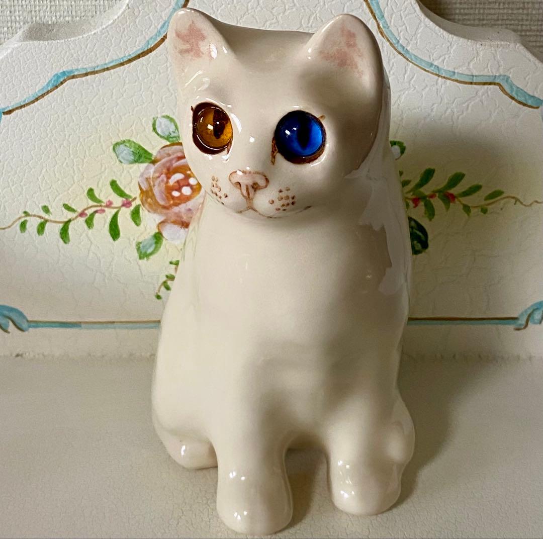 ウィンスタンレイキャット　ケンジントンキャット　白猫　オッドアイ　サイズ1