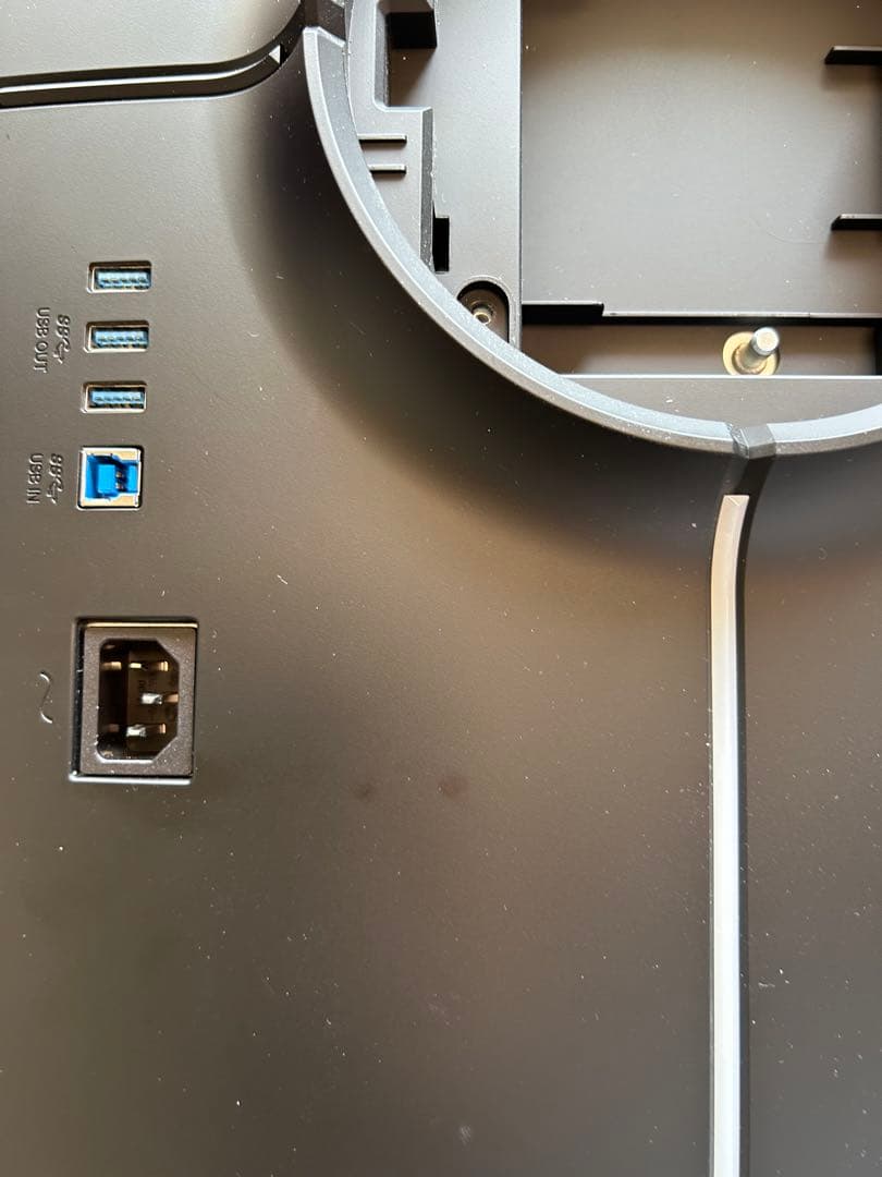 INNOCN 43.8インチ モニター　3840*1080 ウルトラワイド