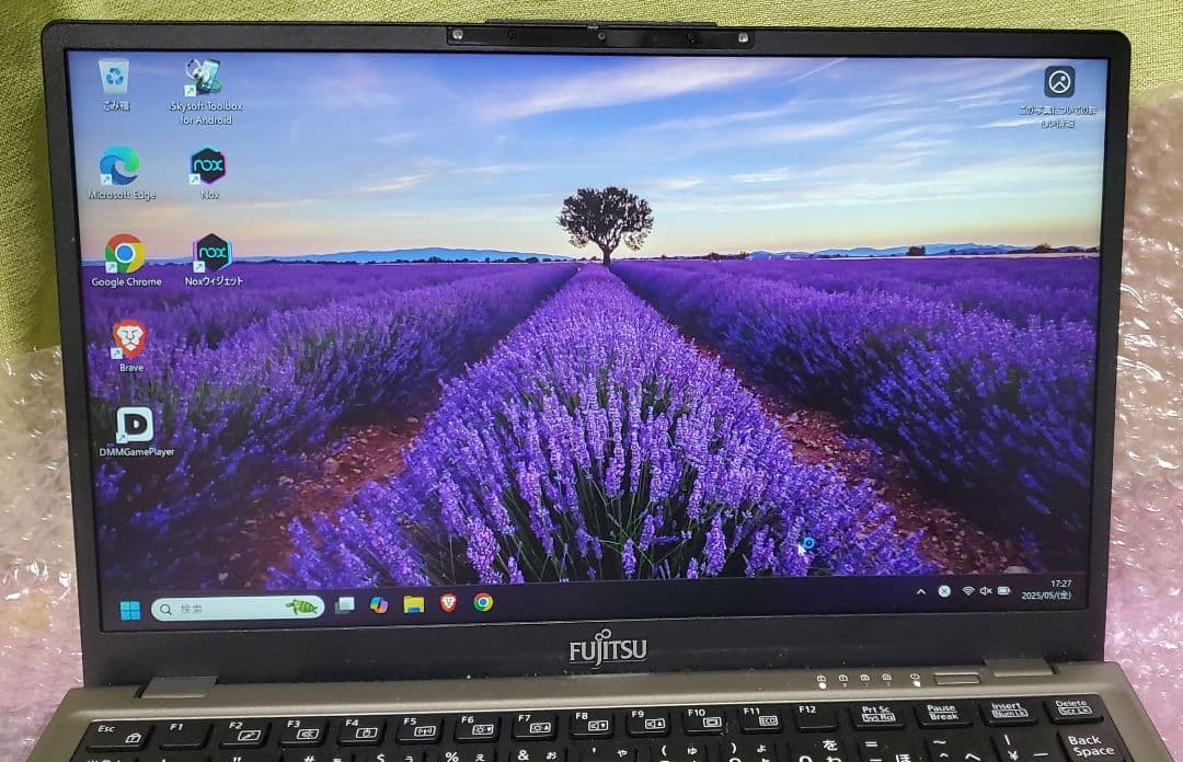 富士通 LIFEBOOK U7312/K　13.3型W