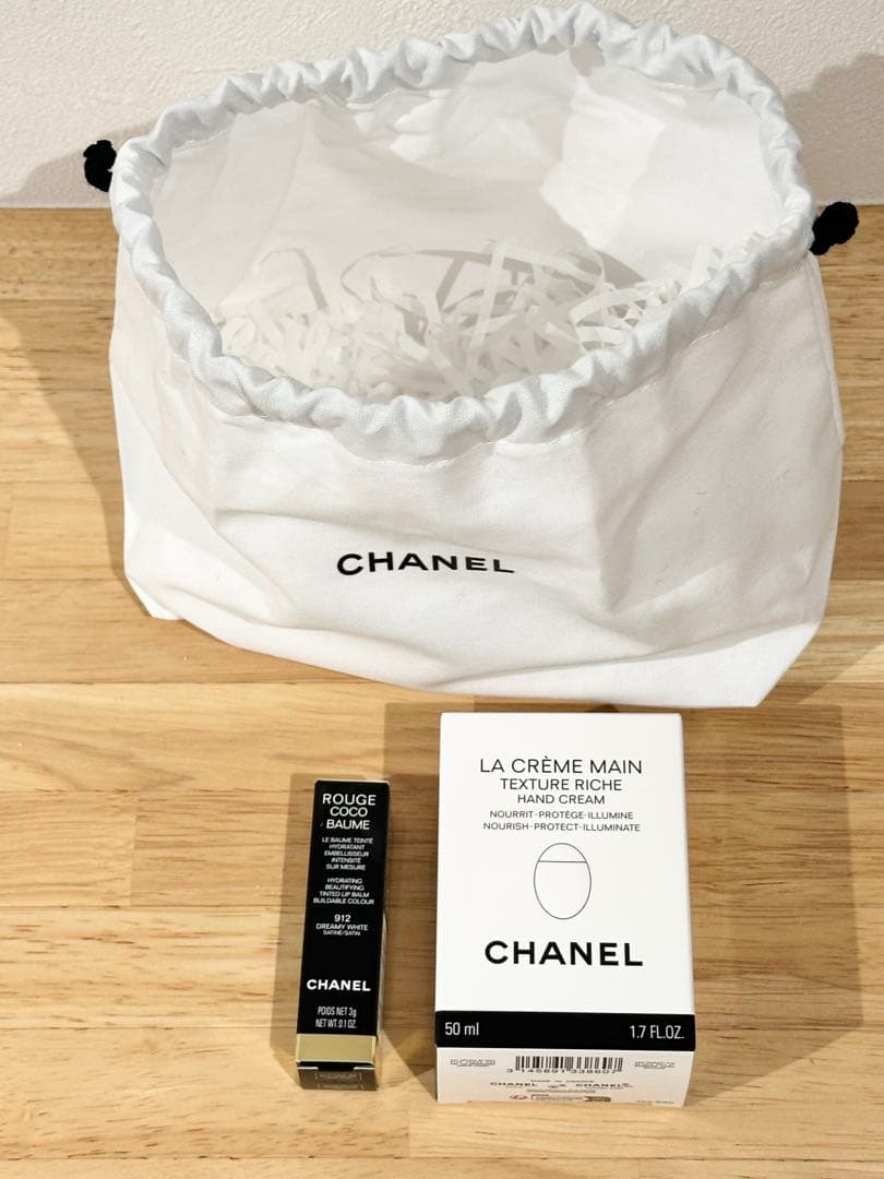 みー❣️CHANEL ラクレームマン ルージュココボームドリーミーホワイト