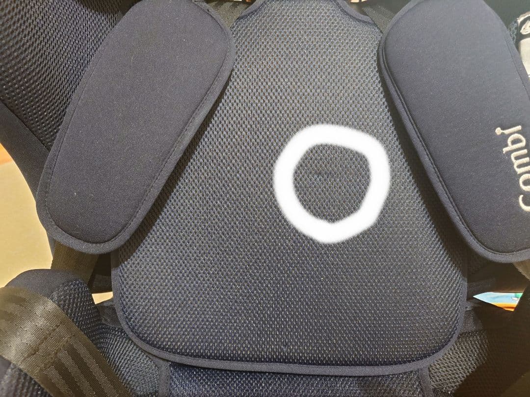 Combi チャイルドシート・ジュニアシート　 ネイビー