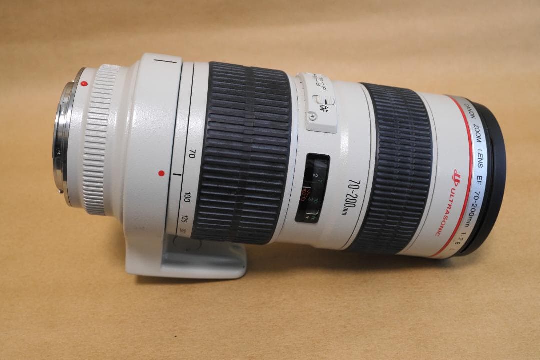 Canon ズームレンズ EF 70-200mm f2.8 77mm径