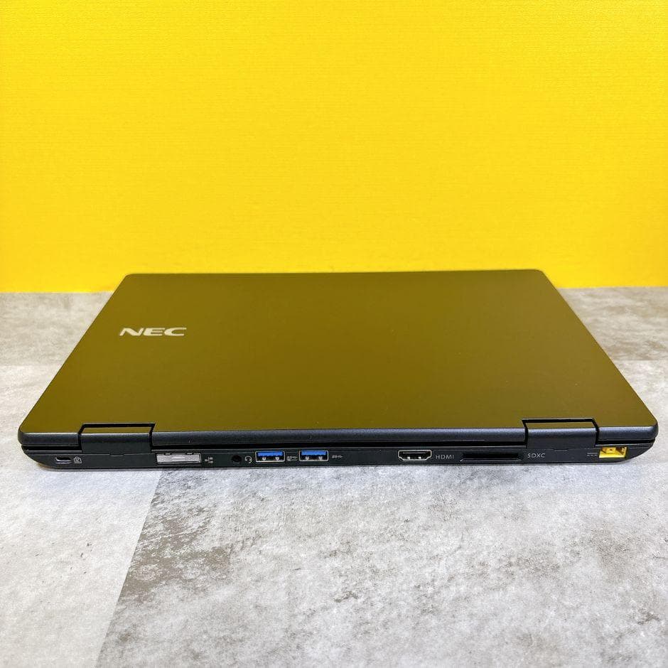 小型軽量❣Coreｉ5＆SSD搭載でサクサク快適✨第7世代 フルHD Win11