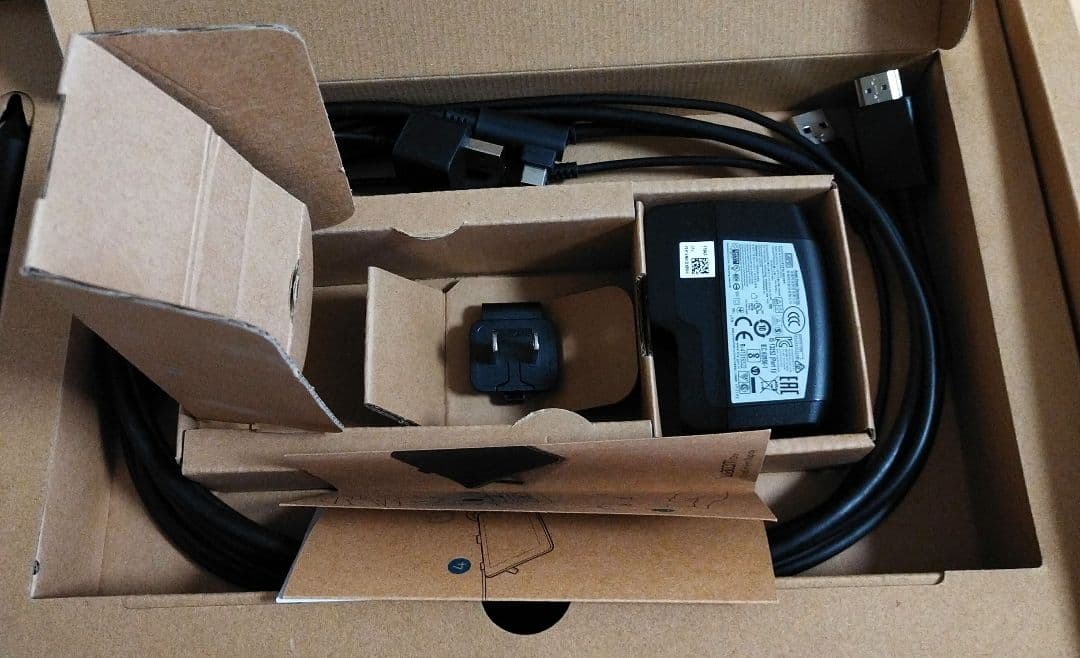 Wacom One Creative Pen Display 本体＆ペン