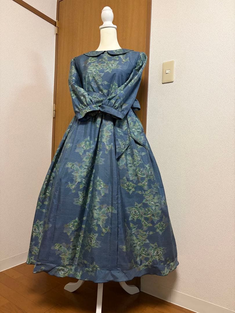 着物リメイク♪ 大島紬　ふんわりワンピース　MーL 薔薇柄　総裏地付き♪