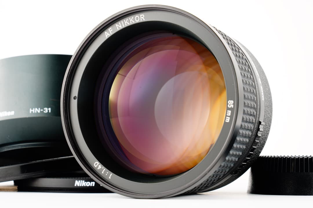 【極美品】Nikon AF Nikkor 85mm F1.4D IF 222