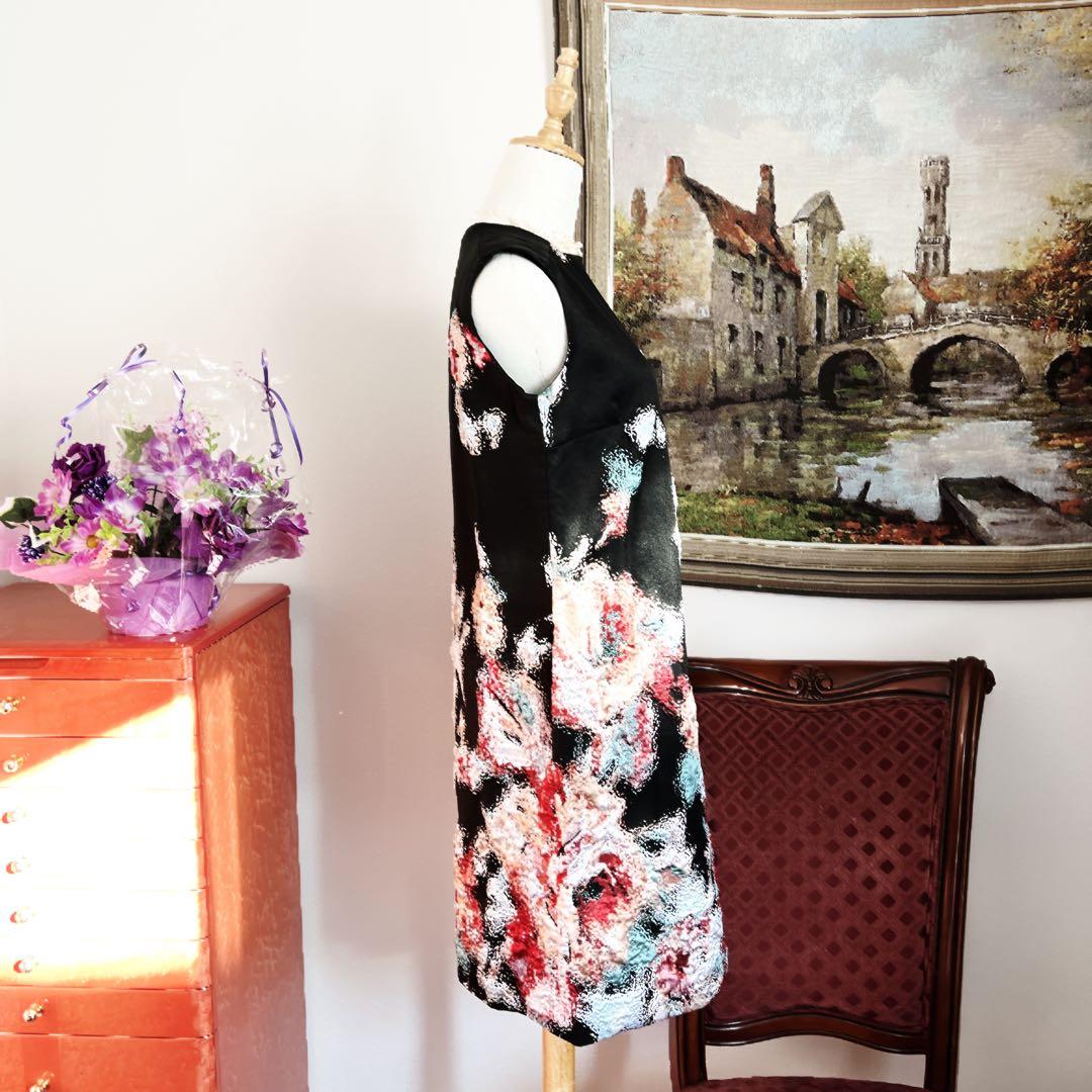 未使用　GIORGIOARMANI アルマーニ　フラワージャカード ワンピース