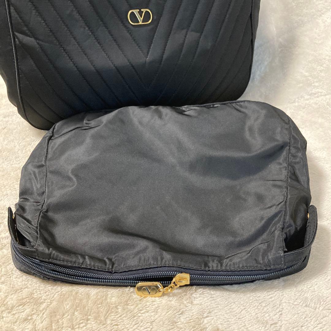 美品　ヴァレンティノ　チェーンショルダーバッグ　キルティング　インナーバッグ　黒