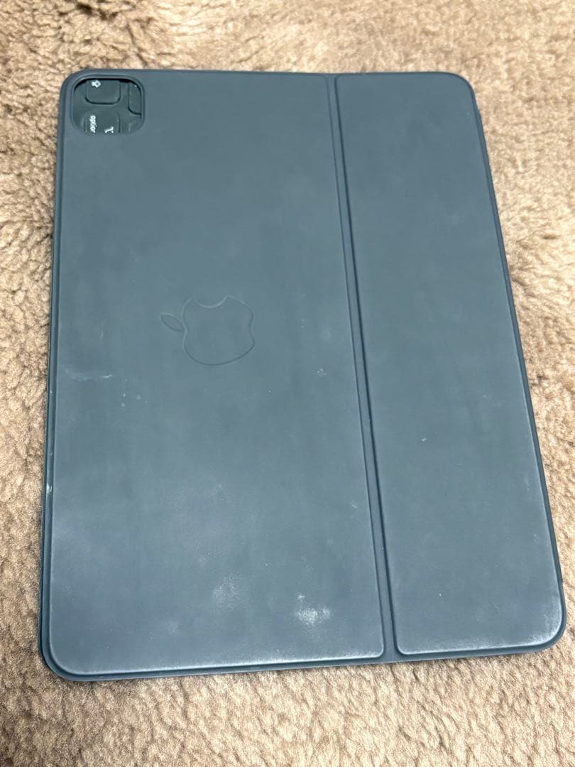 iPadPro11インチ第3世代128GB、純正カバー、非純正タッチペン付き