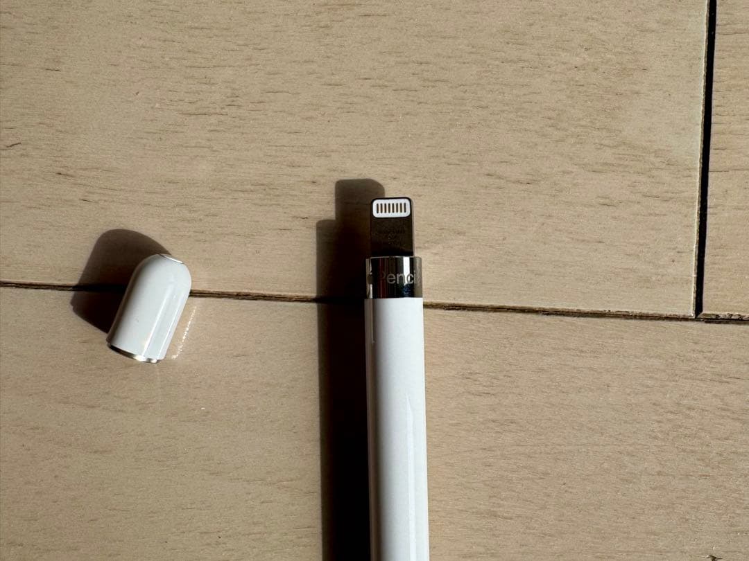 【極美品】iPad 第11世代 256GB イエロー付属品完備【お子様に！ 】