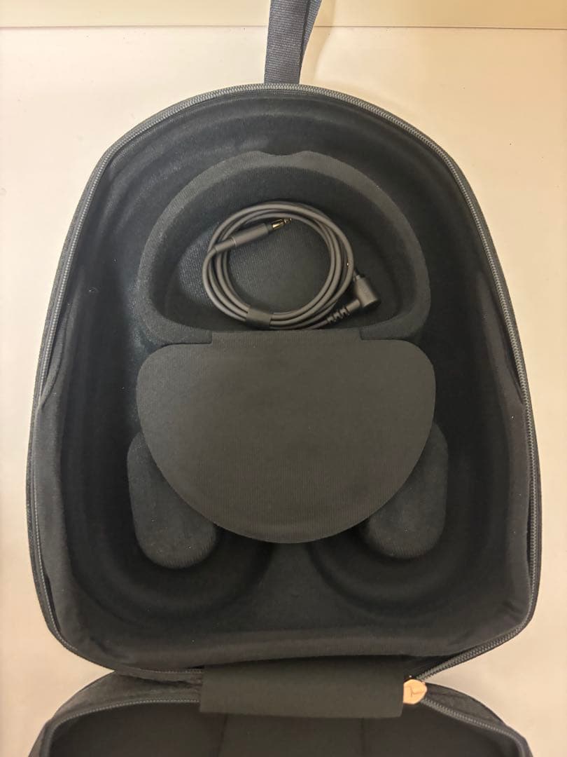 【美品】SONY WH-1000XM5 ヘッドホン　即日配送　早い者勝ち