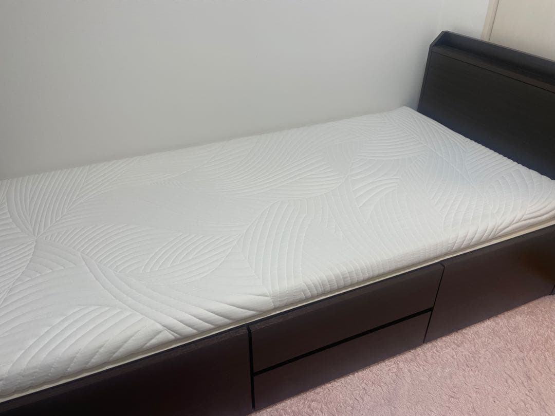 【値下げ】送料こみ！シングルベッドフレーム