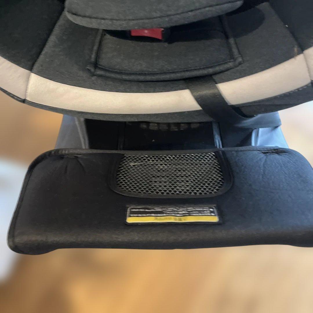 Combi チャイルドシート　クルムーヴ　スマート