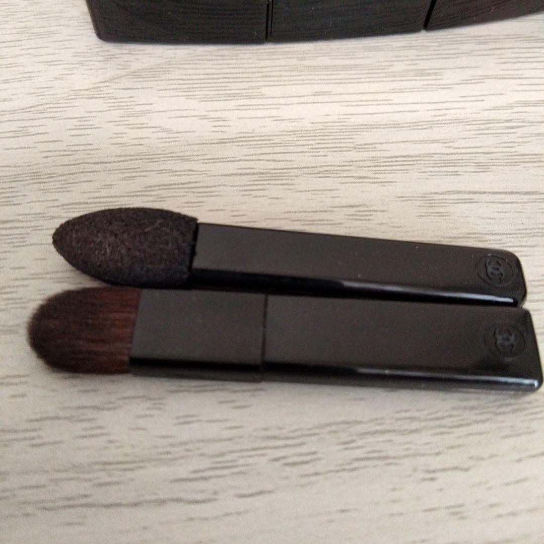 CHANEL　レベージュパレットルガール　ライト