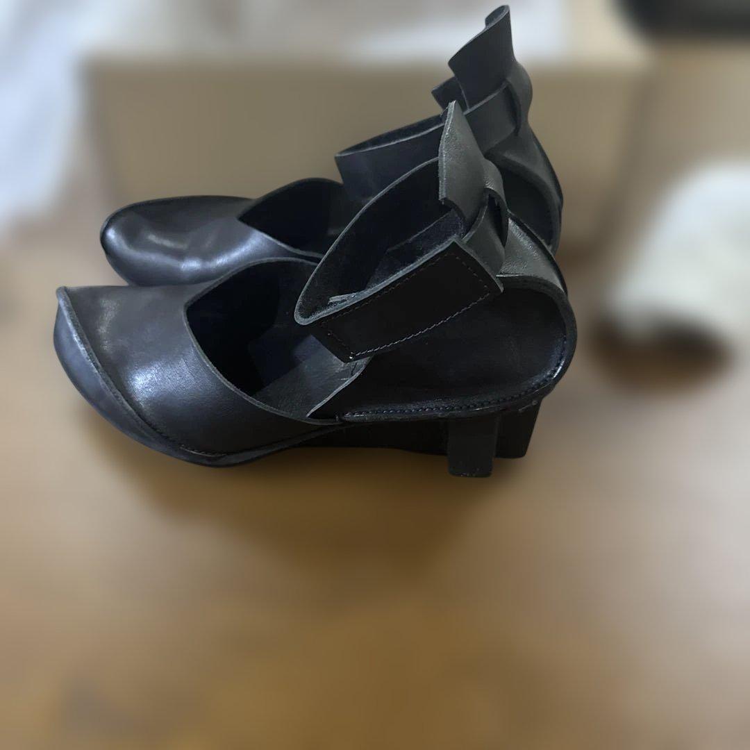 か*り様 トリッペン　レザーオープントゥサンダル 黒 中ヒール