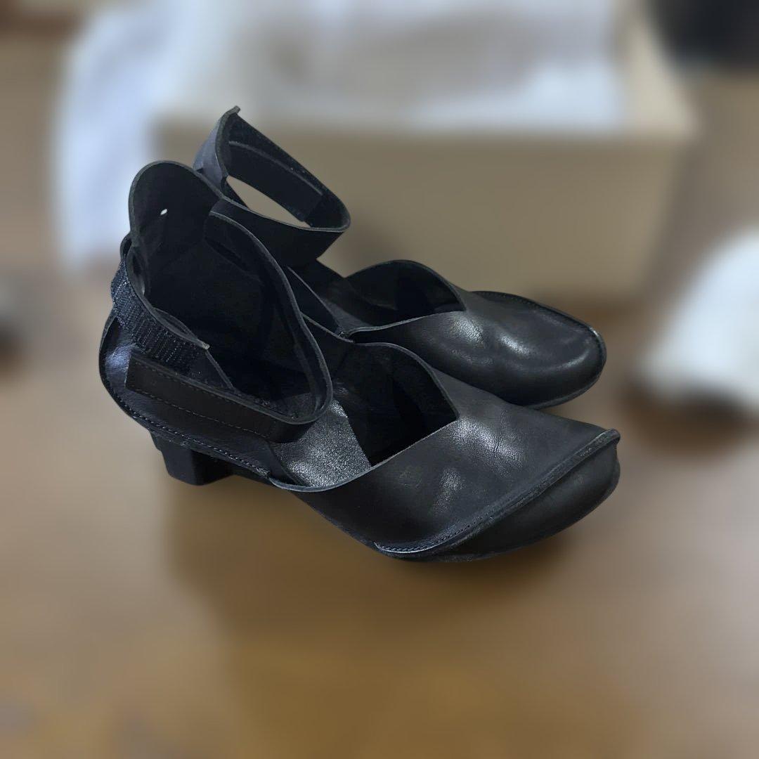 か*り様 トリッペン　レザーオープントゥサンダル 黒 中ヒール