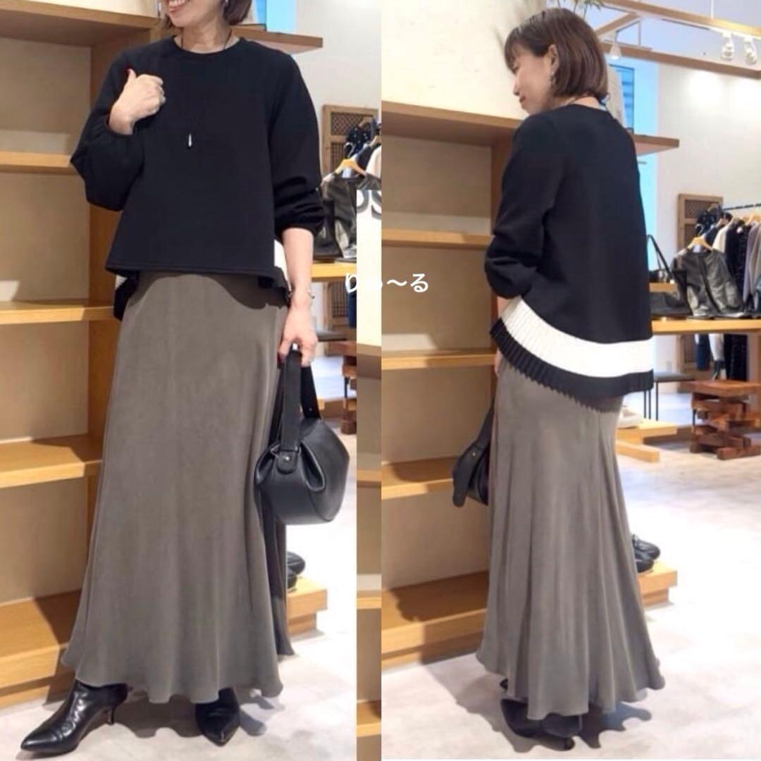 25SS⭐️美品⭐️ビアズリー後ろプリーツカットソー 裾プリーツプルオーバー