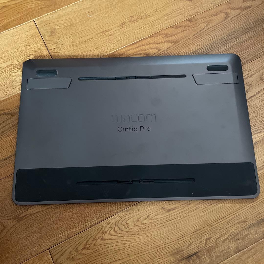 (Junk品)Wacom Cintiq Pro ペンタブレット