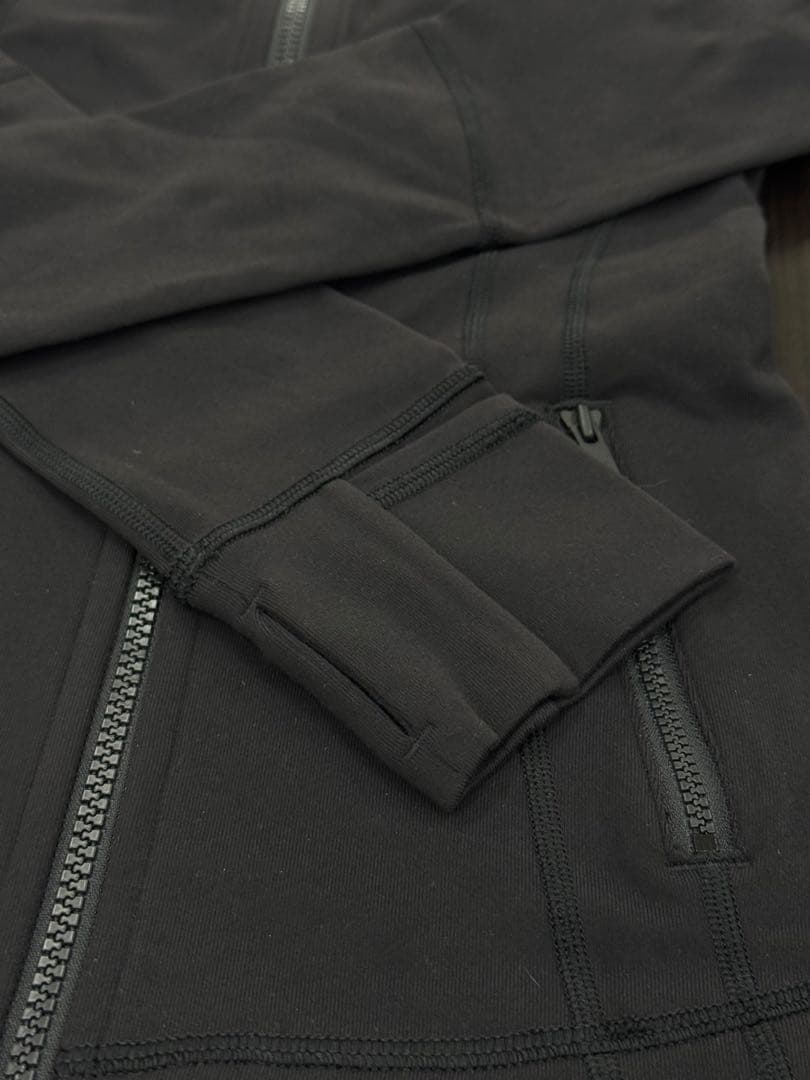 【超美品】ルルレモン Define ジャケットxs