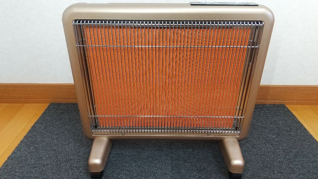 【極美品】 サンルミエ・エクセラ７ N700L-GR 遠赤外線ヒーター 極暖