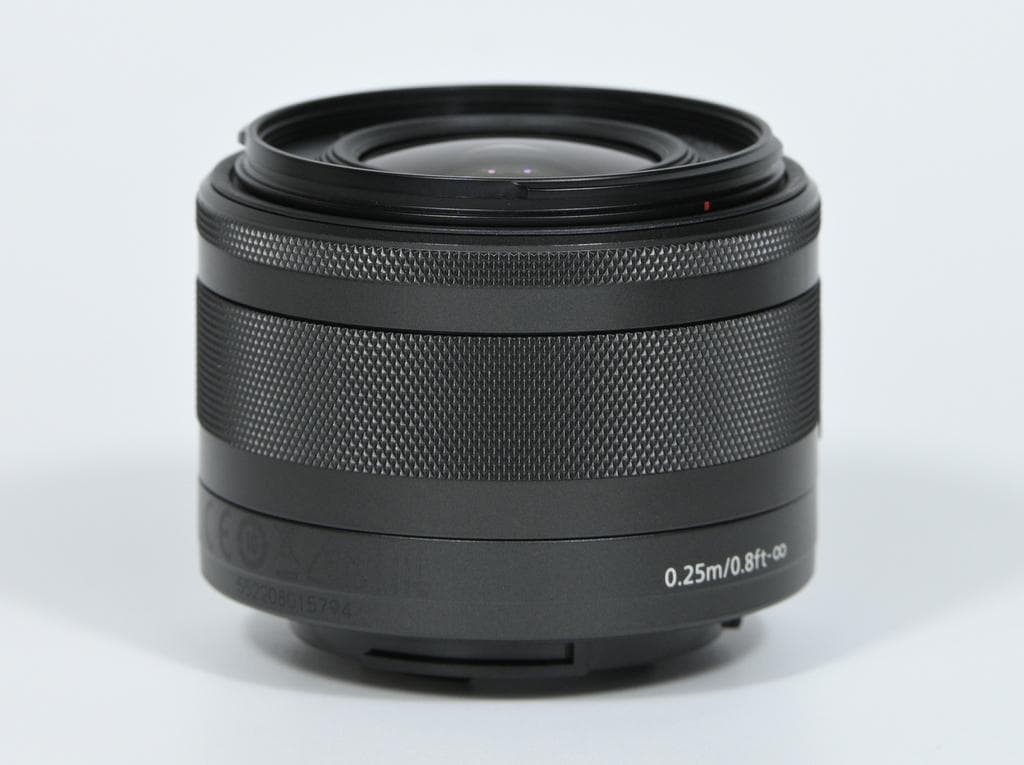 【ほぼ新品】 キヤノン　Canon EOS M100 ダブルレンズキット