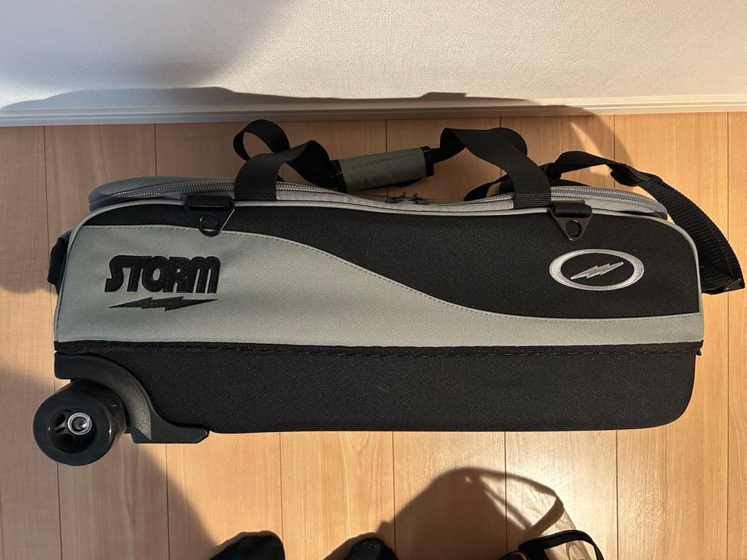 ストーム 3ボールツアーバック ブラック/グレー
