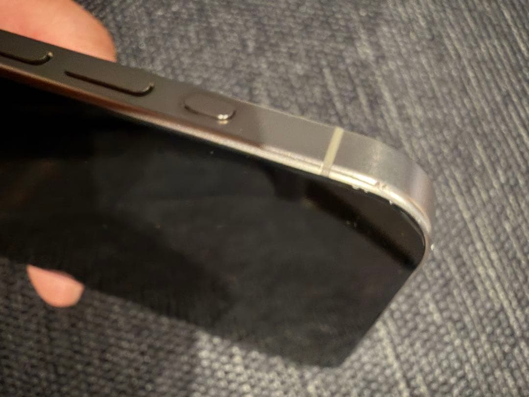 【美品】Apple iPhone 15 Pro 256GB