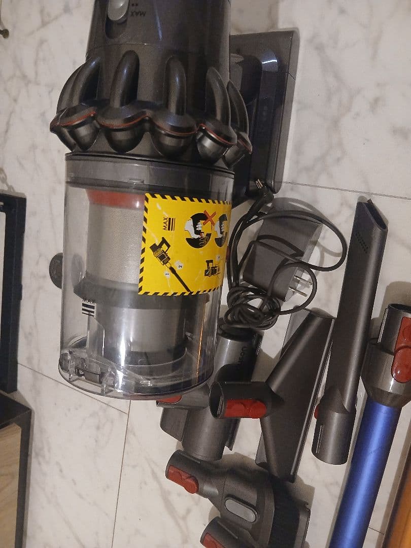 Dyson V10 SV12 ヘッド2種 パイプ2本 予備フィルター付