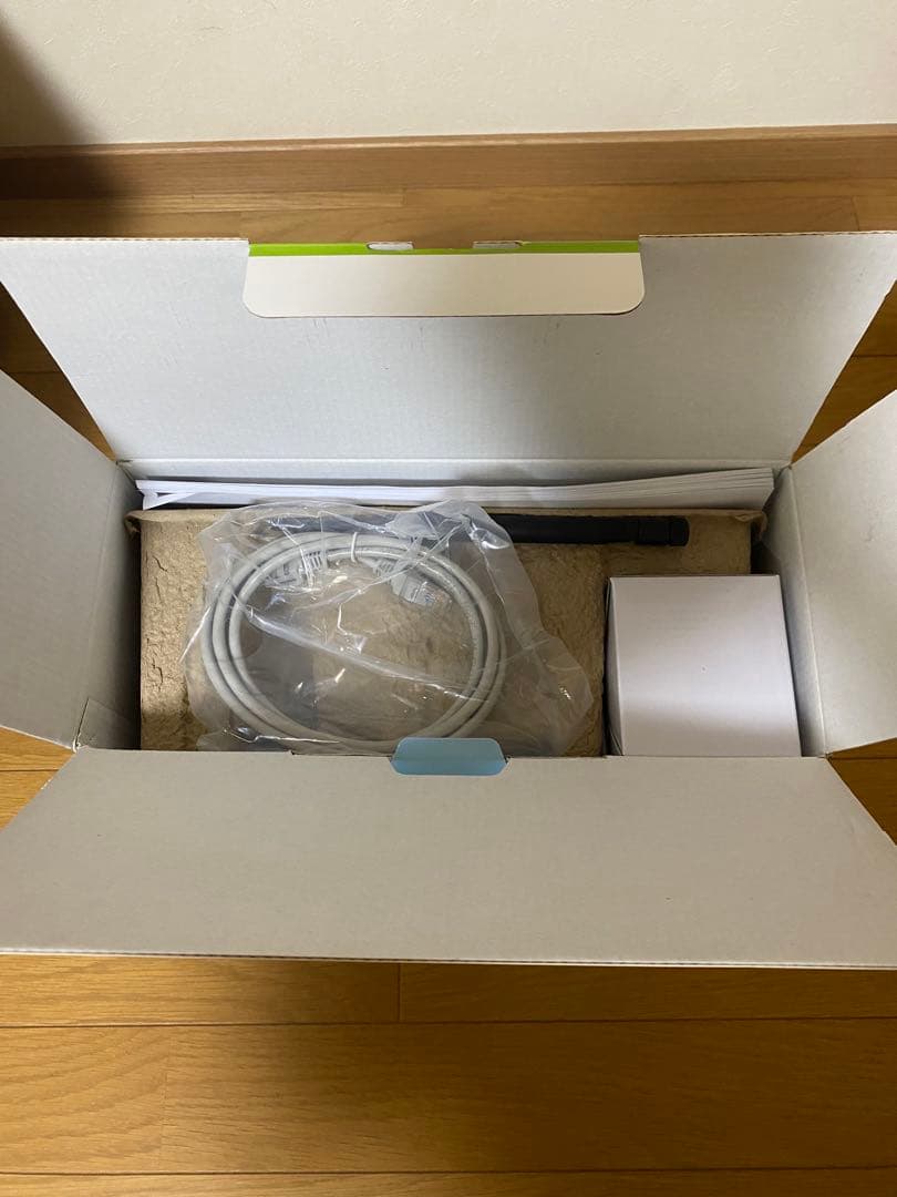 未使用モニター&ワイヤレスHDカメラセット(リコール対策済)