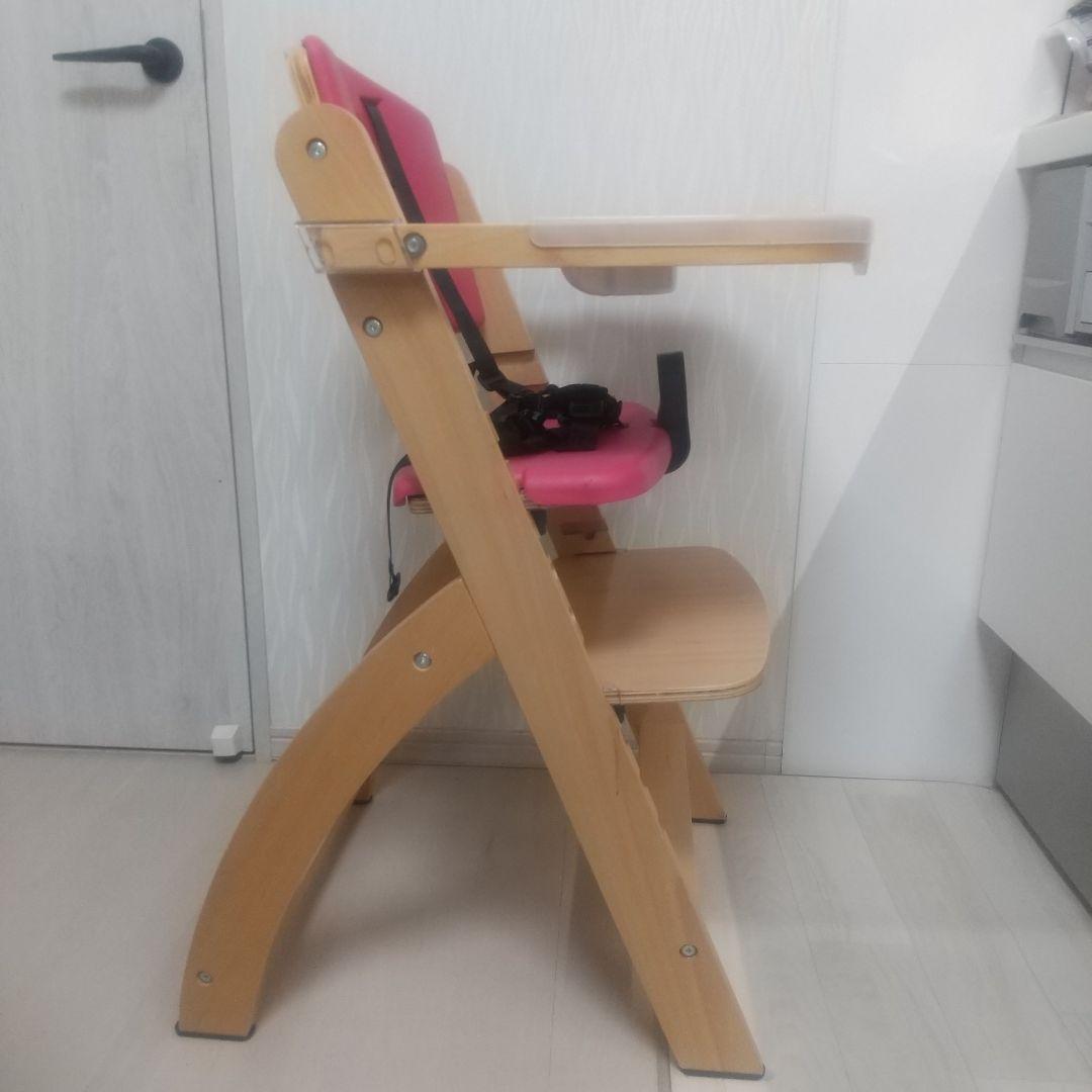 「ビヨンド・ジュニア」ハイチェア 取り外し可能テーブル付き