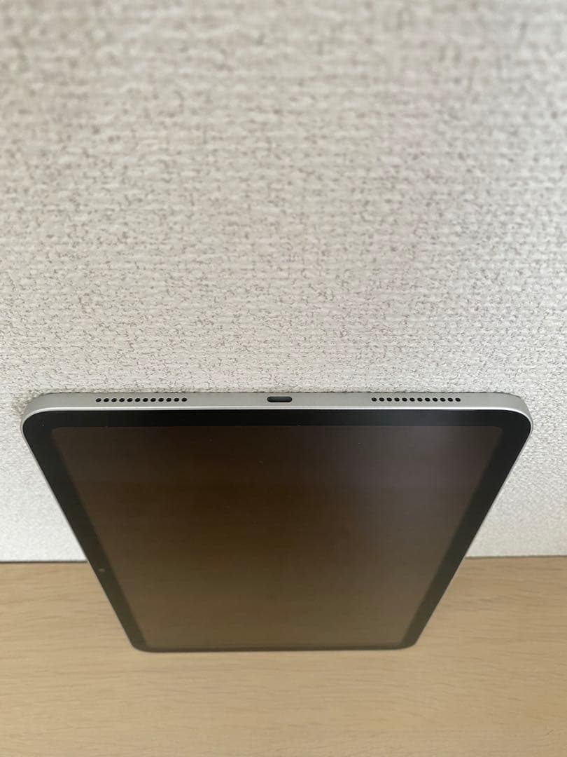 Apple iPad 第10世代(Wi-Fiモデル) 64GBシルバー 本体のみ