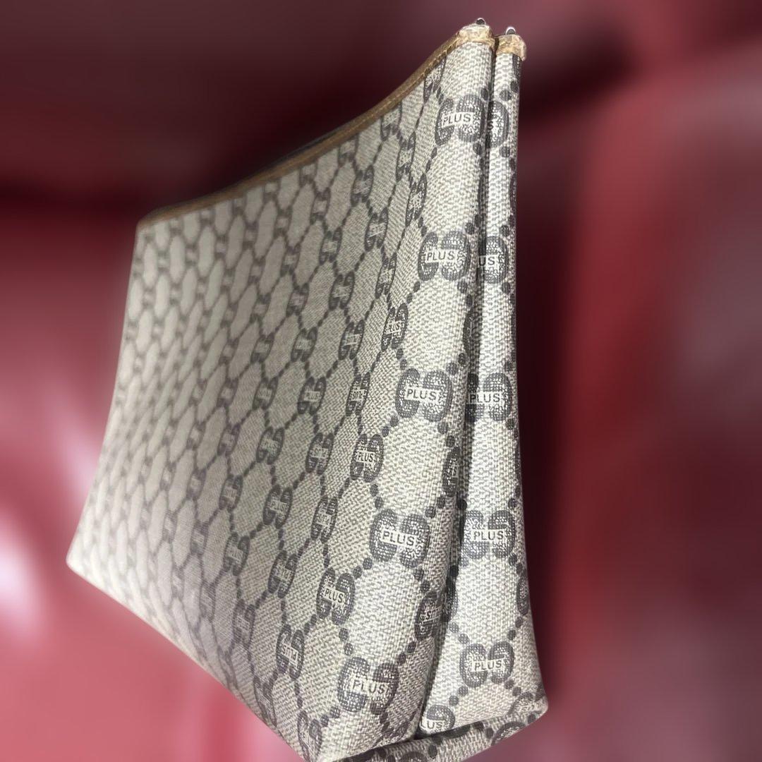 GUCCI GGパターン クラッチバッグ ベージュ