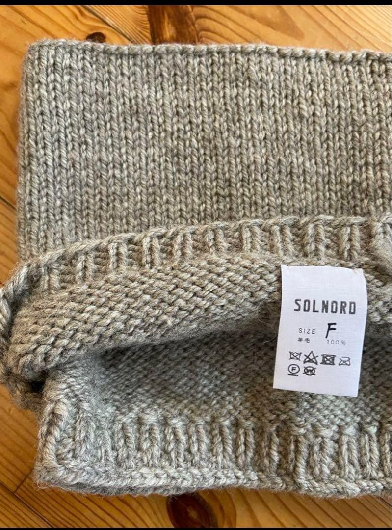 SOLNORD（ソルノール）　スヌード