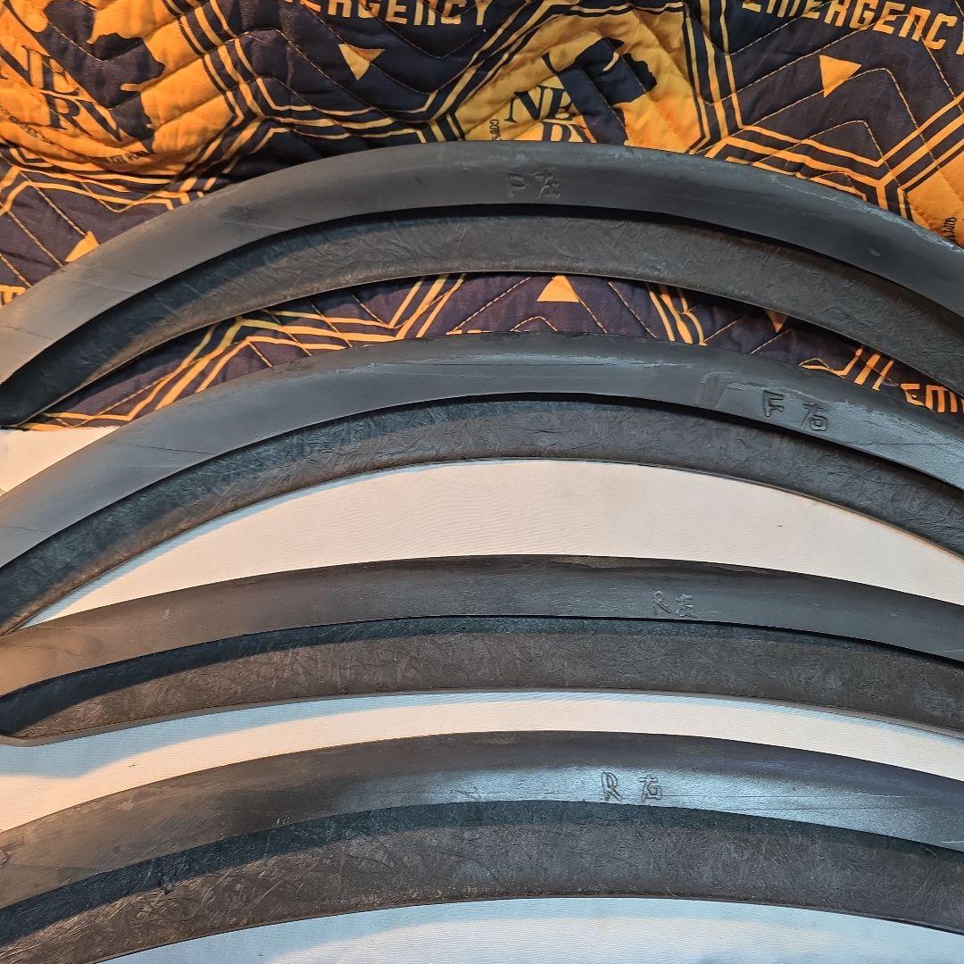 ジェネシス オーバフェンダー 4個セット　DR30 スカイライン