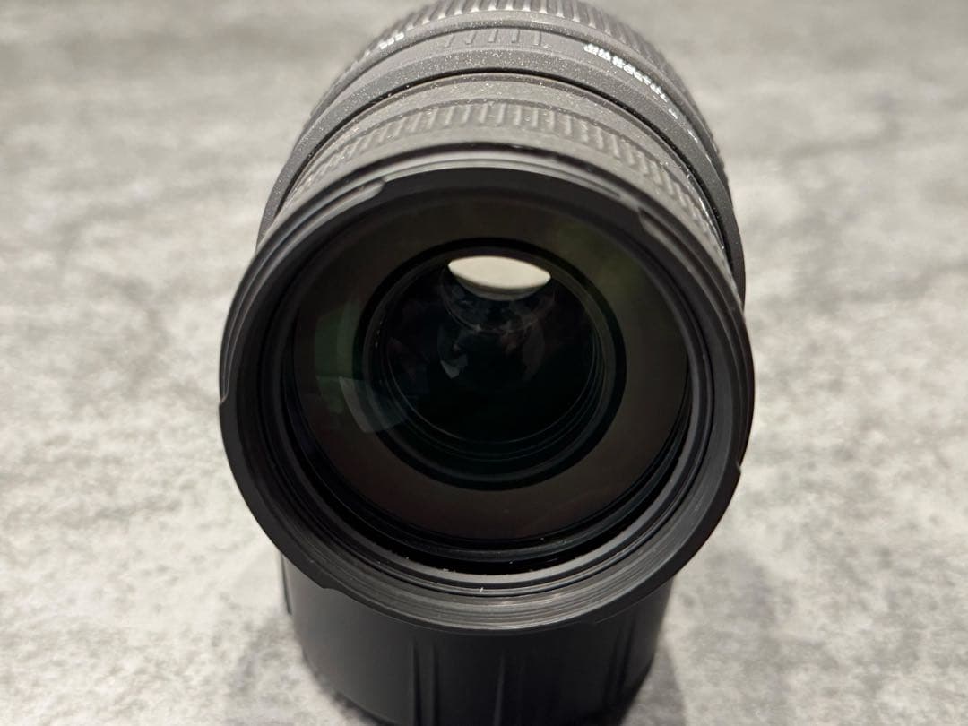 SIGMA 70-300mm F4-5.6 DG ズームレンズ