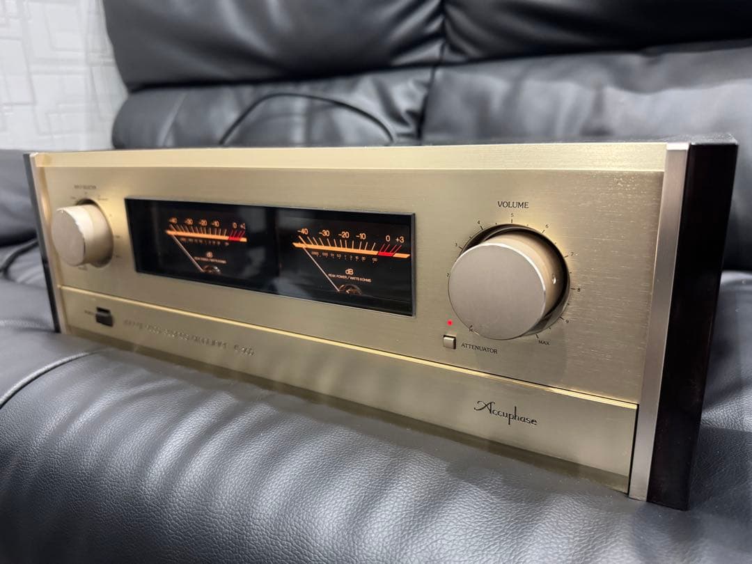 希少　Accuphase E-305 プリメインアンプ アキュフェーズ