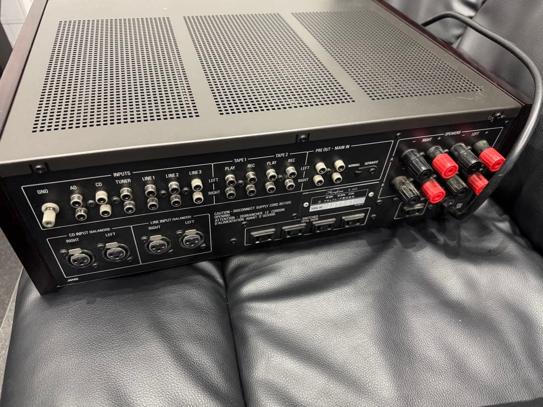希少　Accuphase E-305 プリメインアンプ アキュフェーズ