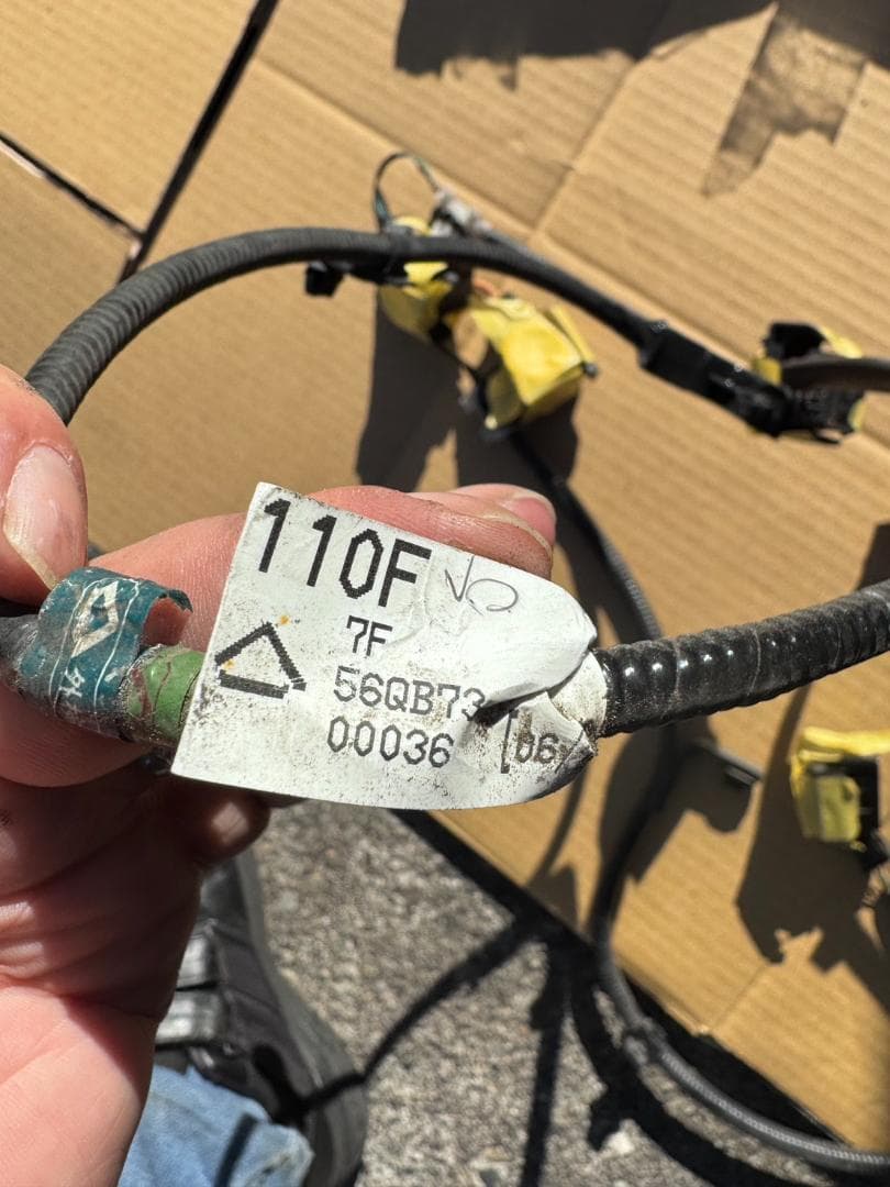 トヨタ　アルファード　ベルファイヤ　リア　ソナー　コーナー　センサー