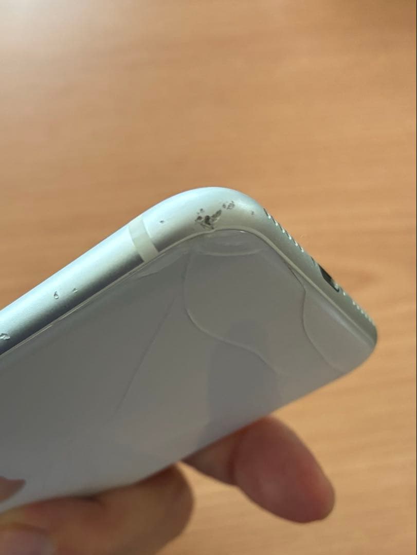 【ジャンク品】Apple iPhone SE 第2世代64GB ホワイト 本体